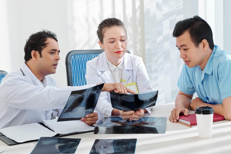 lung cancer specialists Singapore