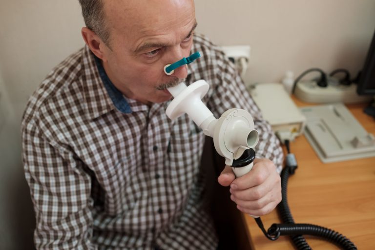 lung cancer specialists in Singapore